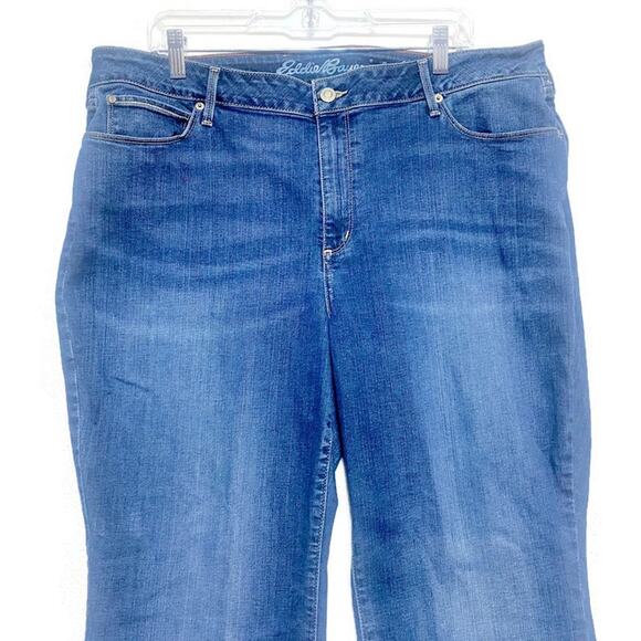 Eddie Bauer Jeans Women's Size 20 Curvy Boot Cut Blue Denim - Picture 3 of 7